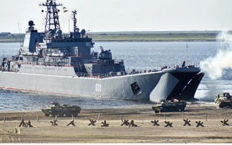 Nhật nói phát hiện 4 tàu đổ bộ Nga đi về hướng tây, có thể đến Ukraine