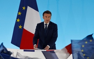 Bầu cử tổng thống Pháp: Ông Macron dẫn đầu vòng 1, đấu bà Le Pen ở vòng 2
