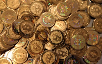 Bitcoin rớt giá đậm