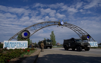 Ukraine tấn công thành phố gần nhà máy điện hạt nhân