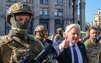 Thủ tướng Anh bất ngờ tới Ukraine, gửi thông điệp tới Tổng thống Putin