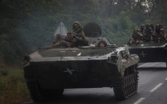 Chiến sự ngày 204: Ukraine 'tấn công' căn cứ Nga, Moscow cảnh báo Washington lằn ranh đỏ