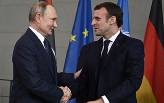 Tổng thống Pháp đã nhìn thấy gì trong mắt của Tổng thống Putin?