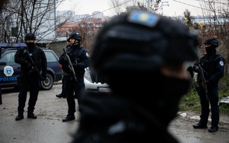 Súng nổ gần đội tuần tra của NATO ở Kosovo giữa căng thẳng