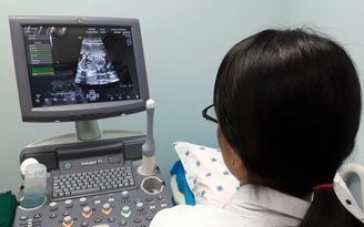Bác sĩ ơi: Tầm soát hội chứng down trong thai kỳ có chính xác?