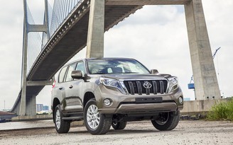 Toyota Land Cruiser Prado 2015 có giá hơn 2,1 tỉ đồng tại VN