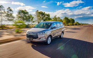 Toyota đã ‘chán’ động cơ truyền thống?