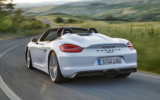 Porsche phải trả tiền mua kính mát cho khách hàng