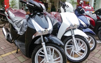 Lý do nào khiến thị trường xe máy Việt tưởng dễ mà khó?