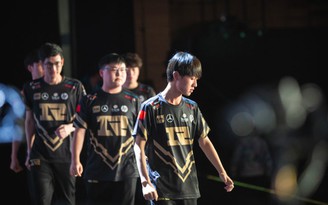 CKTG 2018: Các đội tuyển Trung Quốc thống trị giải đấu khi chưa thua trận nào