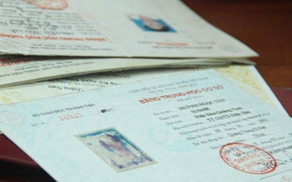4 cán bộ cùng xã sử dụng bằng THPT không hợp pháp