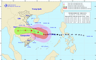 Siêu bão số 9 cách Phú Yên 360 km, giật cấp 17
