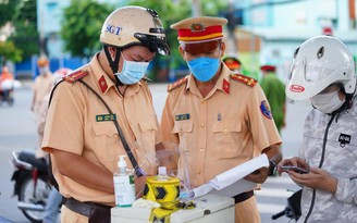 TP.HCM ngày đầu chưa xử phạt