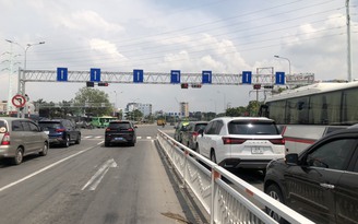 Đường Nguyễn Văn Linh mở rộng, CSGT TP.HCM khuyến cáo cách di chuyển tránh tai nạn