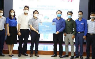Tiếp sức cho Hội Thầy thuốc trẻ Việt Nam chống dịch Covid-19