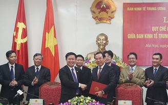 Ban Kinh tế T.Ư và Văn phòng Chính phủ ký tăng cường phối hợp công tác