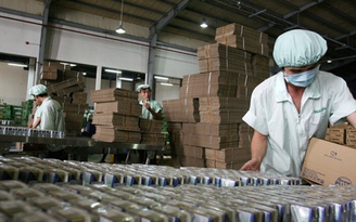 Việt Nam nhập siêu 25,4 tỉ USD hàng hóa từ Trung Quốc
