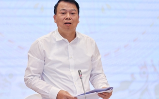 Cách chức Chủ tịch Ủy ban Chứng khoán Trần Văn Dũng, giao một thứ trưởng điều hành Cách chức Chủ tịch Ủy ban Chứng khoán Trần Văn Dũng, giao một thứ trưởng điều hành