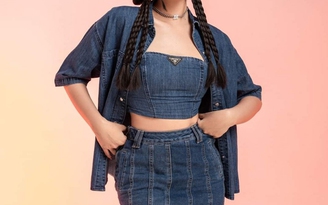 Áo sơ mi denim - item phủ sóng thời trang trên mọi con phố khi thu về