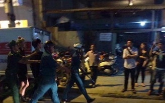 Mâu thuẫn trên Facebook, hàng trăm thanh niên gây náo loạn phố đi bộ