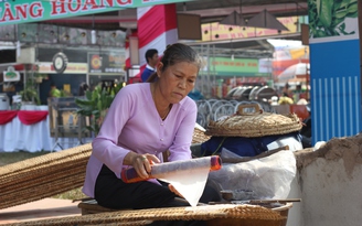 Vinh danh bánh tráng phơi sương