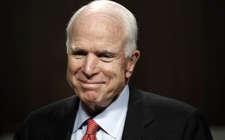 Sao Hollywood tiếc thương Thượng nghị sĩ John McCain