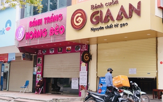 Đóng cửa phòng dịch Covid-19, quán ăn Hà Nội chuyển sang bán online