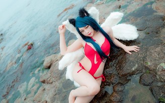 LMHT: Ngắm cosplay Ahri Tiệc Bể Bơi siêu gợi cảm của Akhee