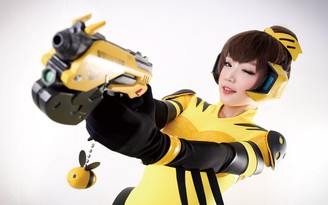 Overwatch: Miyuko hóa thân thành D.Va 'Ong vàng'