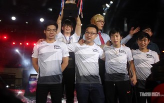 Hậu trường eSports: Bản lãnh truyền thông và nấc thang chuyên nghiệp