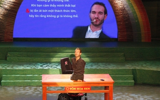 Nick Vujicic lần thứ 3 hội ngộ khán giả Việt