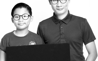 Sao Việt ký tên cứu tê giác
