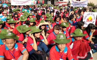 Ra quân 'Chiến dịch tình nguyện Hoa phượng đỏ' năm 2015