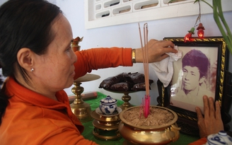 Những người ở lại - Kỳ 2: Một mình nuôi con