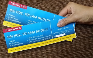 Xin vào trường sinh hoạt kỹ năng, bán vé thu tiền học sinh