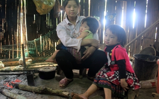 Làm mẹ từ tuổi 15