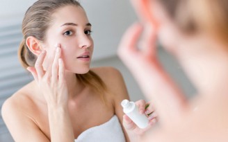 Kem dưỡng da ban đêm nào hiệu quả cho da dầu và không gây nổi mụn?