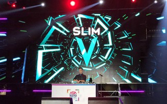 Slim V 'đốt nóng' Asia Song Festival tại Hàn Quốc