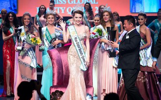 Ngọc Duyên bất ngờ đăng quang 'Nữ hoàng sắc đẹp toàn cầu 2016'