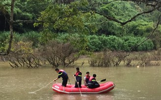 Lật xuồng trên sông Krông Nô: Tìm thấy thi thể 2 nạn nhân nữ