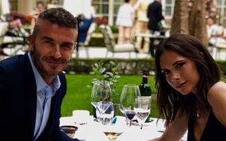 Giữa tin đồn ly hôn, vợ chồng David Beckham kỷ niệm 19 năm ngày cưới