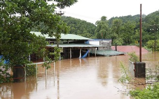 Áp thấp nhiệt đới: Khẩn cấp rà soát hồ đập, ứng phó mưa lũ lớn