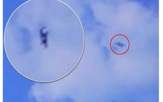 Phát hiện UFO hình thù kỳ dị giống loài bò sát ở Nga