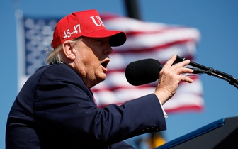 Ông Trump đòi xử bắn người rò rỉ kế hoạch không kích Iran