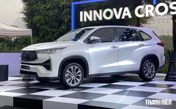 Toyota Innova Cross giá từ 810 triệu đồng tại Việt Nam, rẻ hơn Hyundai Custin