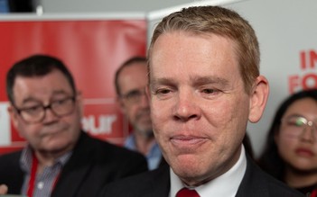 Thủ tướng New Zealand Chris Hipkins thất cử nhưng tìm được tình yêu