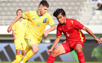 HLV U.18 Việt Nam khen ngợi tài năng 17 tuổi sau chuyến du đấu Hàn Quốc