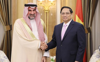 Thủ tướng đề nghị các quỹ Ả Rập Xê Út 'rót' vốn làm đường sắt, cao tốc