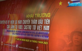 Chuyến xe buýt đặc biệt về Lãnh tụ Cuba Fidel Castro