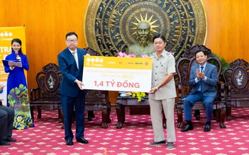 Công ty 4 Oranges tặng 400 suất học bổng cho học sinh-sinh viên tỉnh Long An